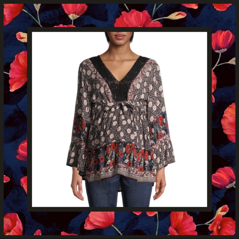 Crochet Lace V-Neck Maternity Blouse